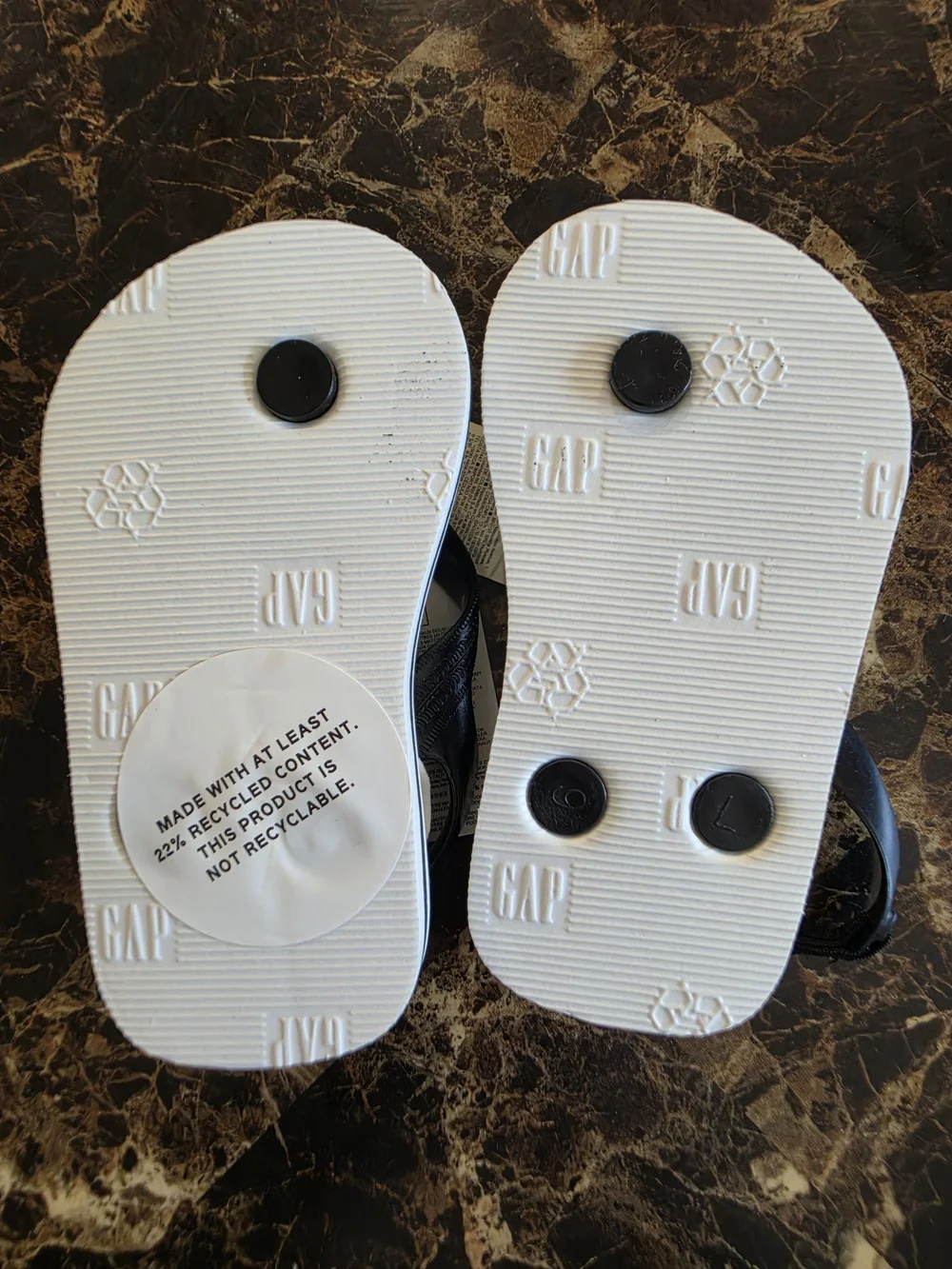 🔥 NWT Disney Mickey Mouse Yellow & Black Sandals with Back Strap (Size: 5/6)